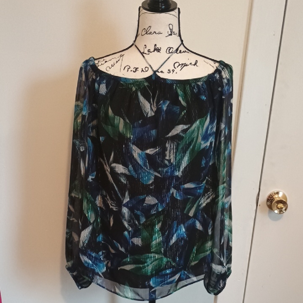 Relaxed Off-the-Shoulder Blue and Green Sheer Sleeve Blouse